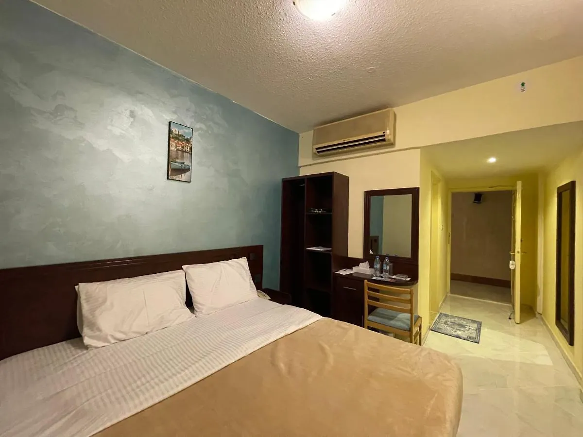 Mount Sina Hotel By Aura Dubai